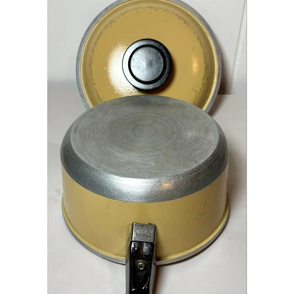 Vintage Aluminum Sears “Club” Harvest Gold 1.5 QT Sauce Pot w/ Lid USA